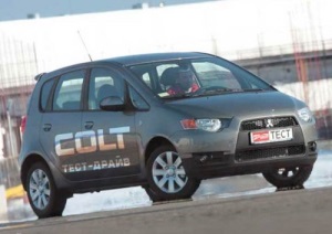 Отзыв о Mitsubishi Colt 2009 года